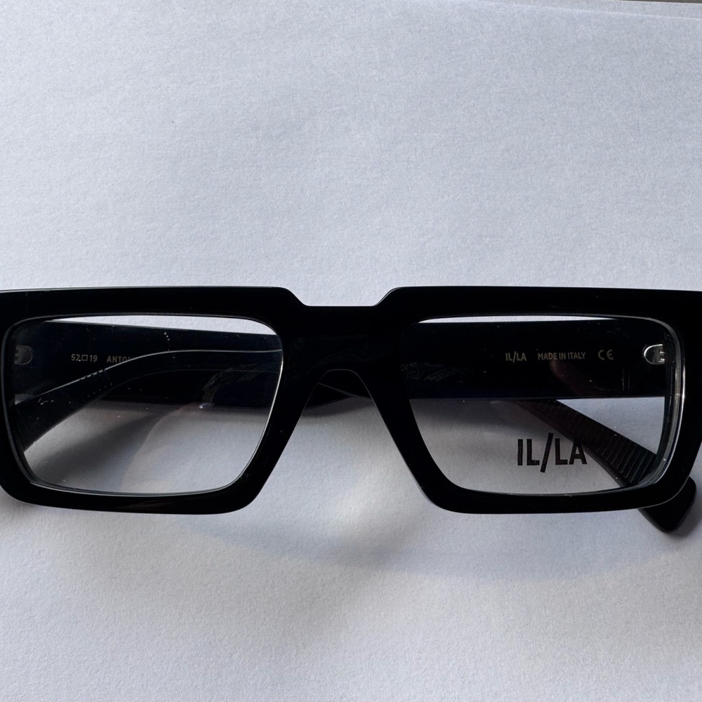 ILLA ILLA Antonio Black A00G 52-19 Eyeglass Frame